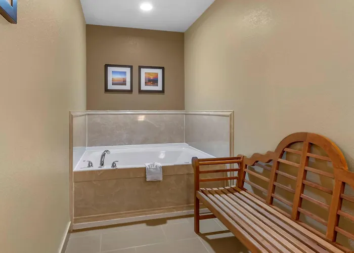 Comfort Inn & Suites Bryant - Benton